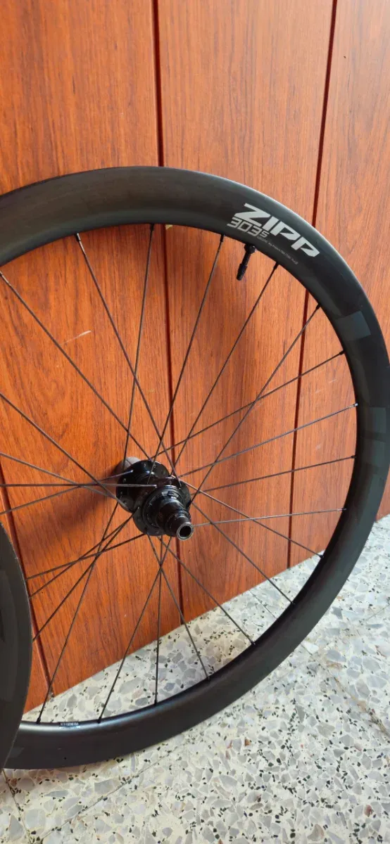 Llantas de carbono Zipp 303 S