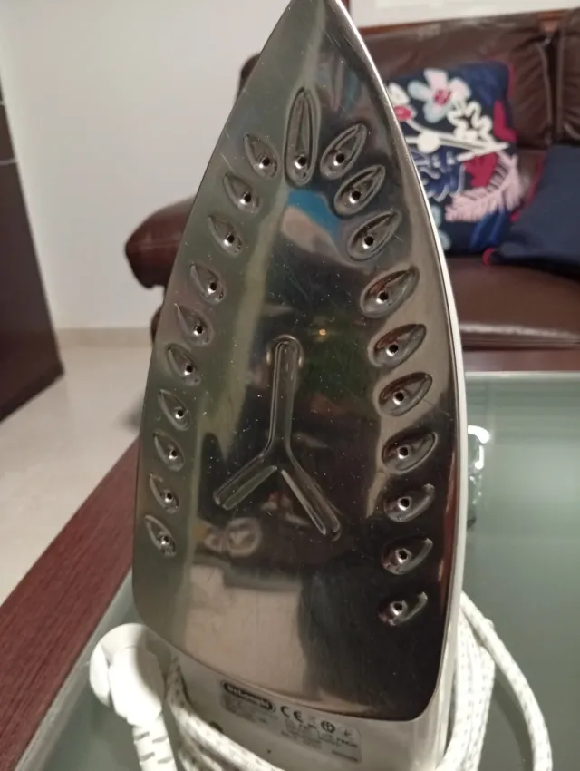 Plancha de vapor DeLonghi Easy Compact