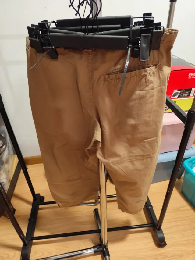 Pantalón Hombre Adidas Marrón