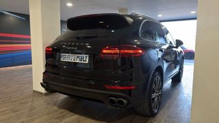 Porsche Cayenne S 2016