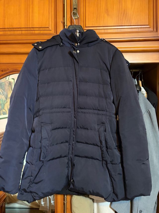 Abrigo de plumas azul