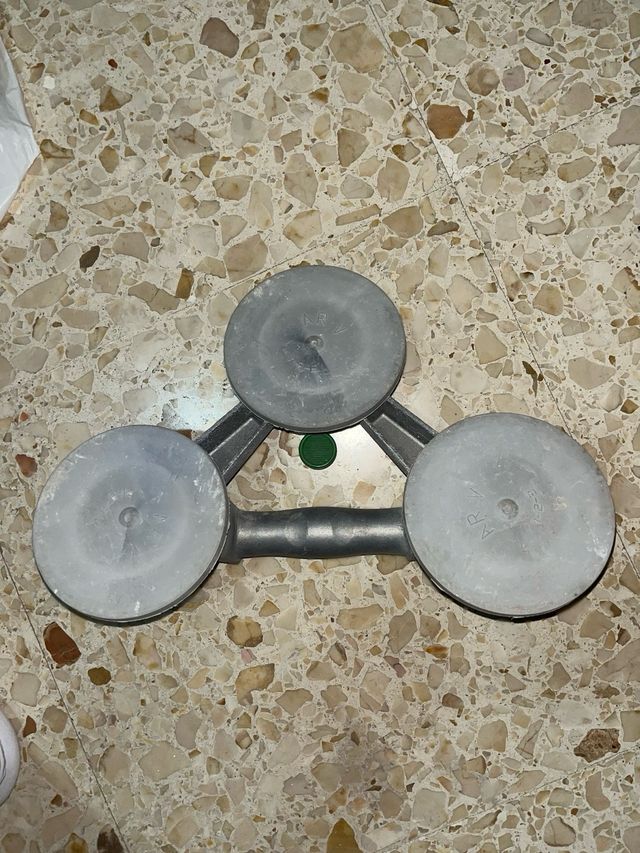 Ventosa tripla per vetri