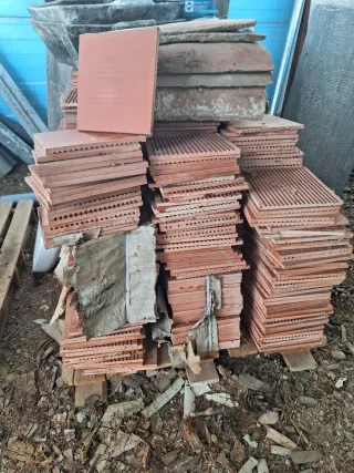 Azulejos Castellanos Rojos