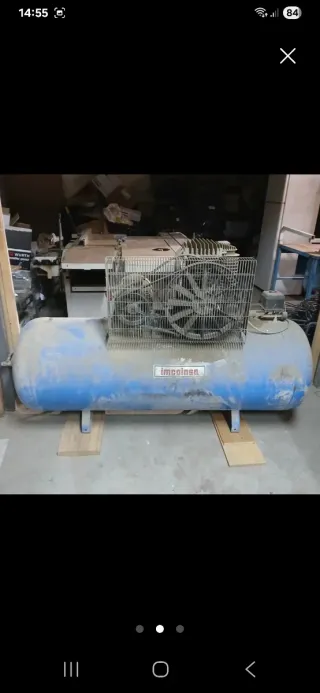 Compresor de aire industrial año 2008