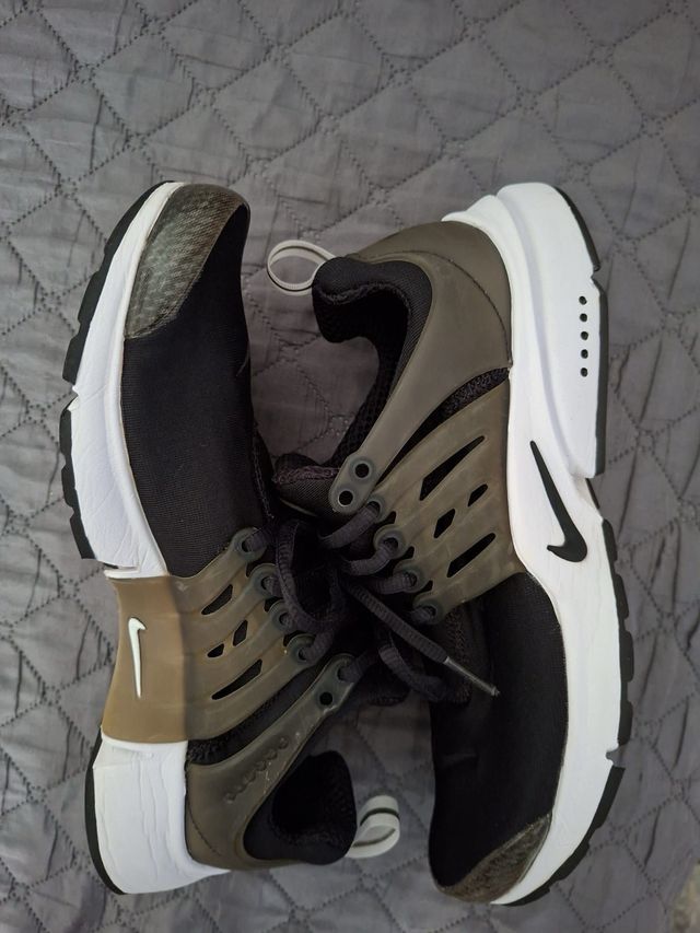 Nike Air Presto Zapatillas Negras Verde Oliva