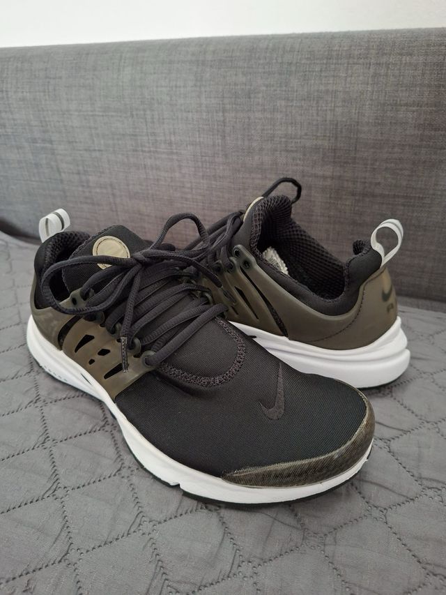 Nike Air Presto Zapatillas Negras Verde Oliva