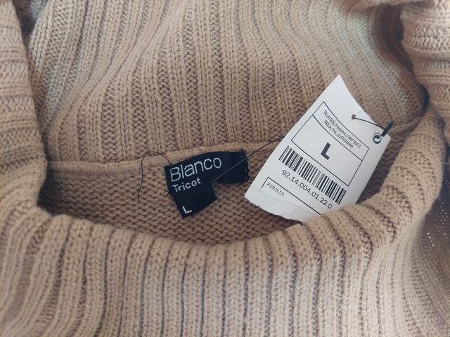 Vestido de punto marrón. Marca: Blanco. Talla L