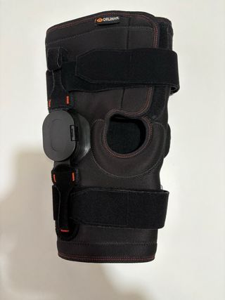 Rodillera flexo-extensión corta Orliman 7112 3-Tex