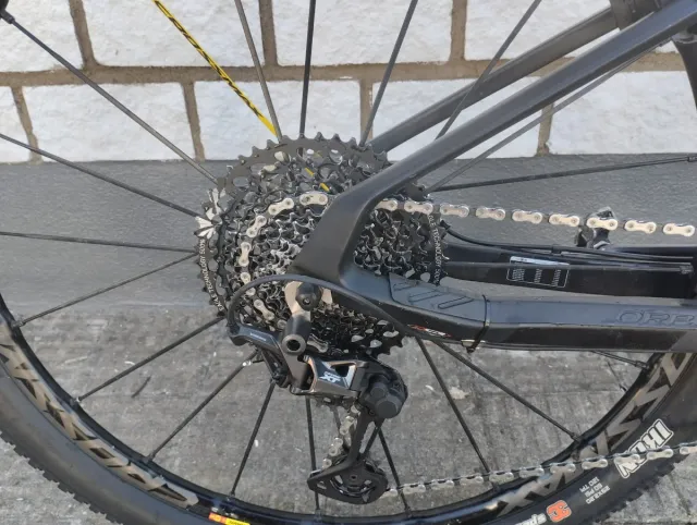 Bicicleta Orbea Oiz M20 Carbono