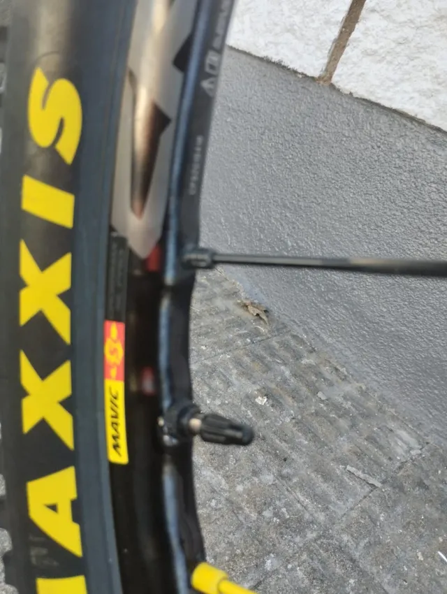 Bicicleta Orbea Oiz M20 Carbono