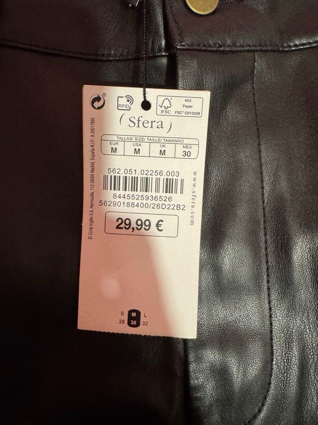 Pantalones cortos de cuero