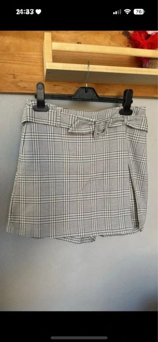 Falda pantalón cuadros Stradivarius