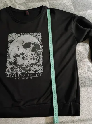Sudadera Negra Calavera Meaning of Life