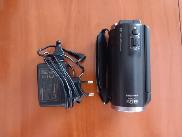 Cámara Vídeo Panasonic HC-V180 + Funda