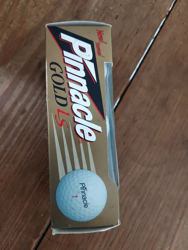 Pinnacle Gold LS Golf Balls (15 Pack)