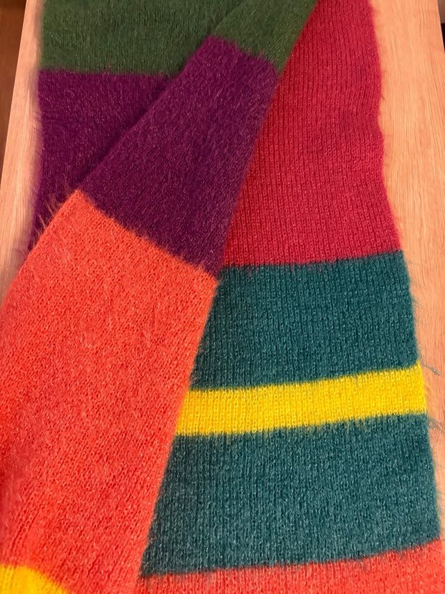 Bufanda multicolor mullida y abrigada