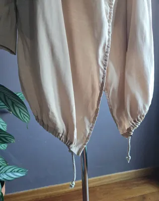 Gabardina Zara Beige Talla M