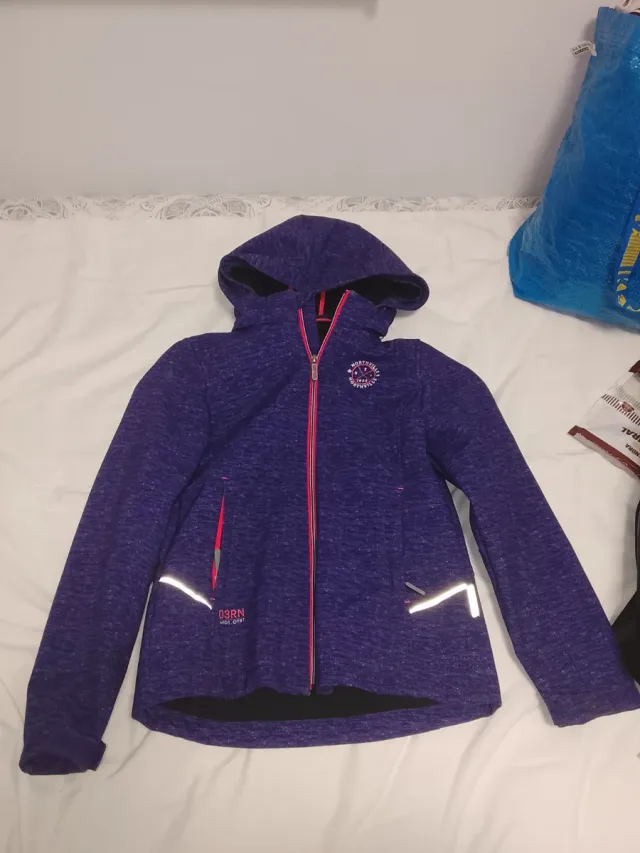 Chaqueta deportiva Decathlon morada