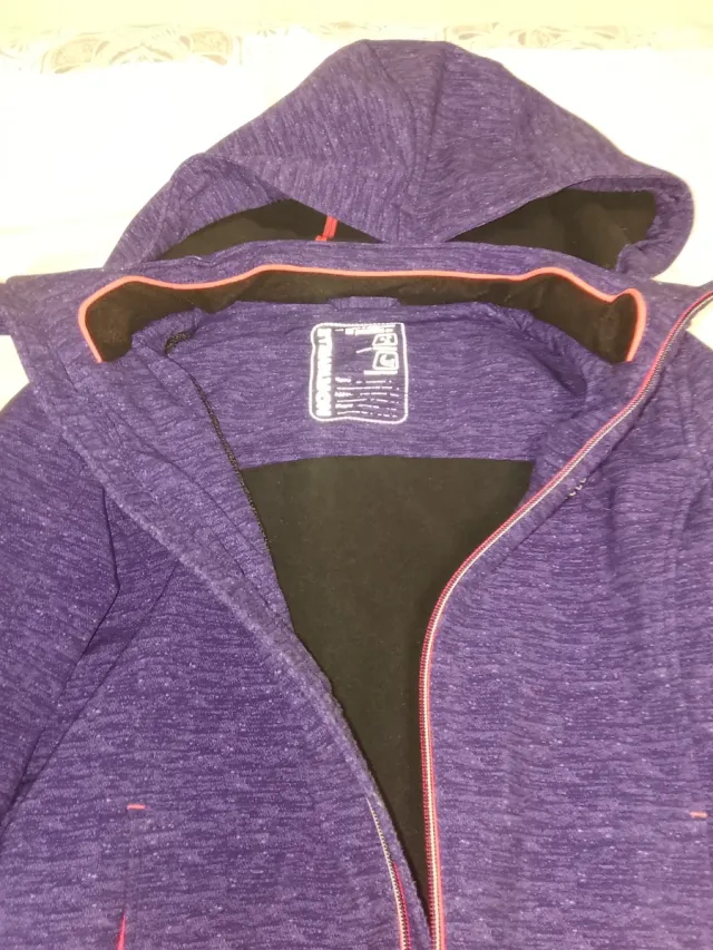 Chaqueta deportiva Decathlon morada