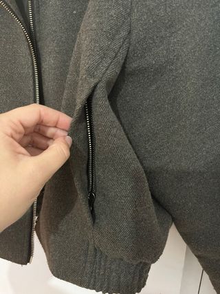 Chaqueta Zara verde oliva