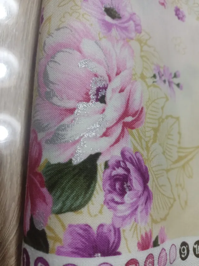 Tela Patchwork Silhouettes by Fabri-Quilt