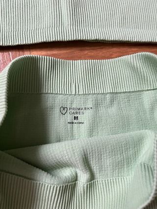 Conjunto Top y Shorts Deportivos Verde