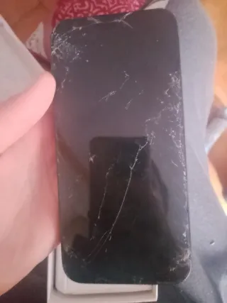 iPhone 15 Pro Max Negro Roto