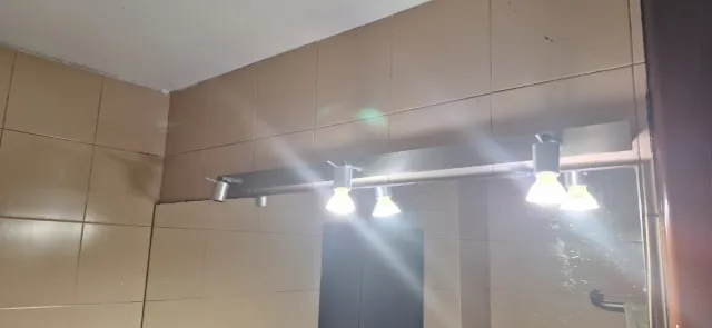 Regleta 3 focos (GU10). Aluminio cepillado.