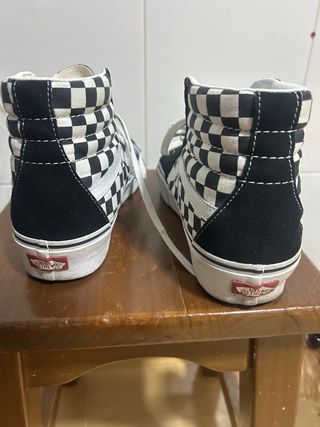 Zapatillas Vans SK8-Hi Negras y Blancas