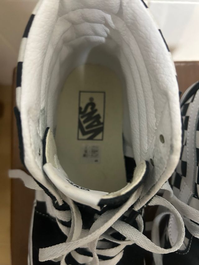 Zapatillas Vans SK8-Hi Negras y Blancas