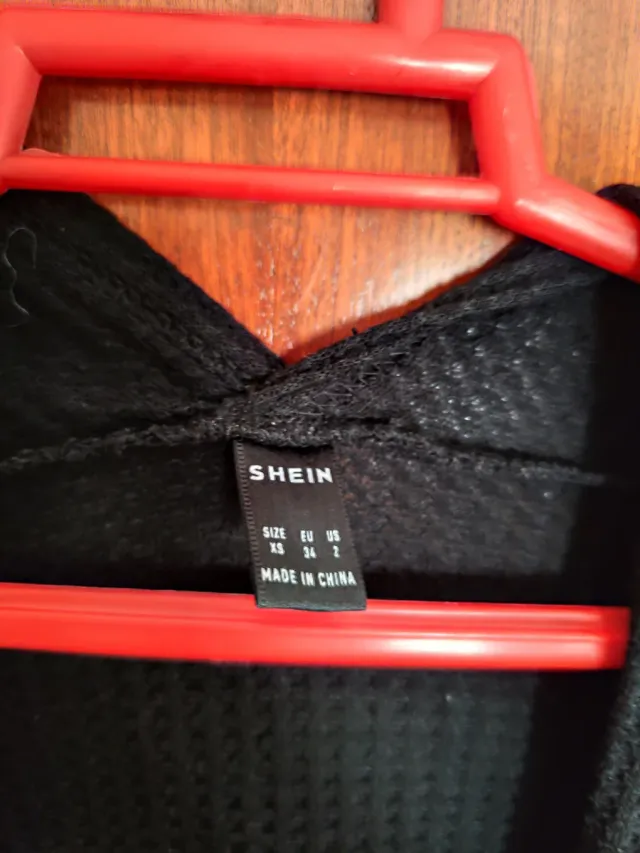 Cárdigan negro tejido waffle