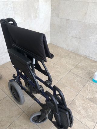 Silla de ruedas Breezy Premium
