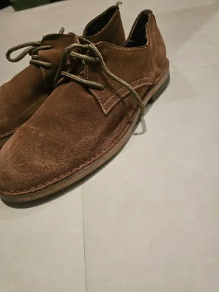 Zapatos de ante marrones