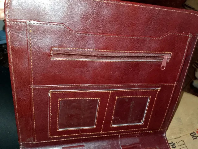 Carteira de Couro Vintage com 9 Compartimentos