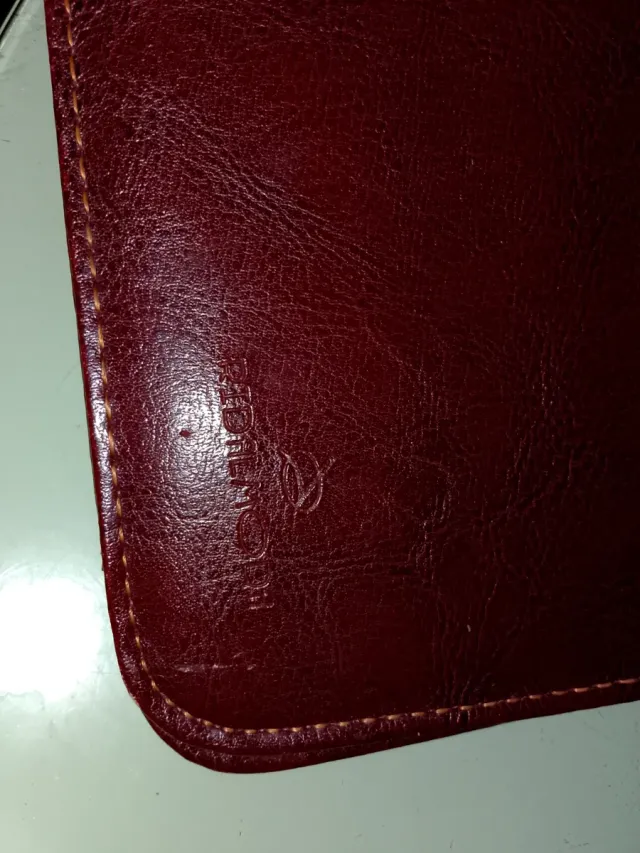 Carteira de Couro Vintage com 9 Compartimentos