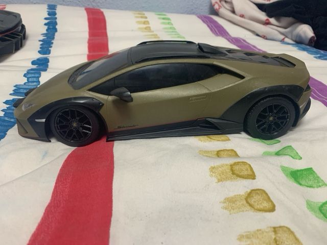 Lamborghini Verde Militare