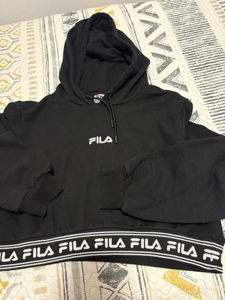 Sudadera Fila con capucha negra