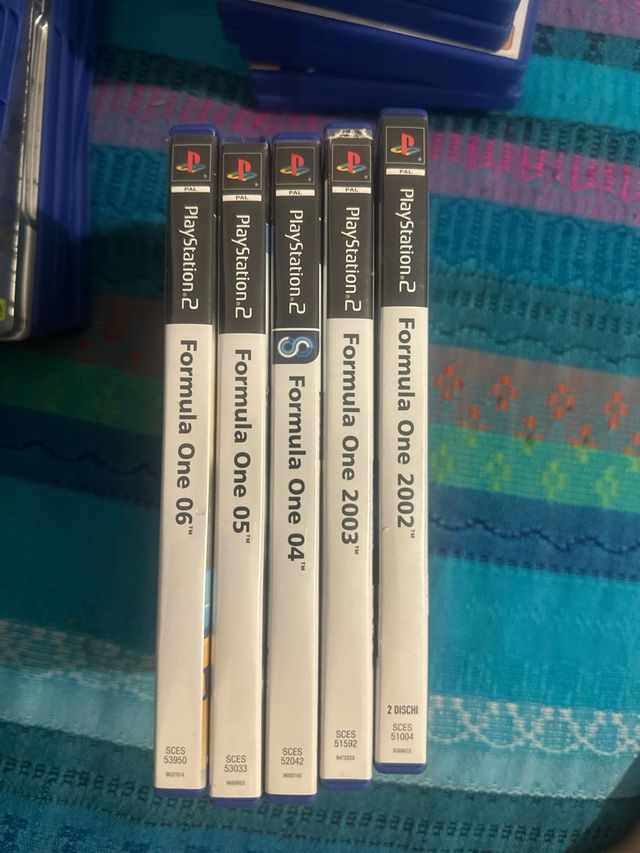 LOTE 5 JUEGOS PLAY STATION 2, FÓRMULA UNO