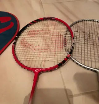 Raquetas de bádminton y tenis