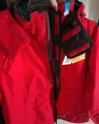 Giacca impermeabile termica STRV+