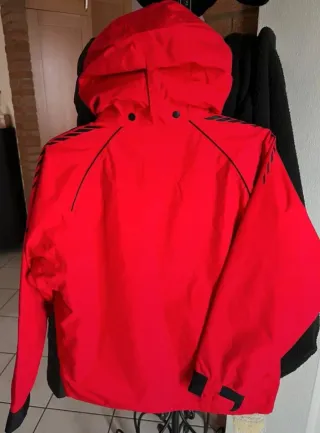 Giacca impermeabile termica STRV+