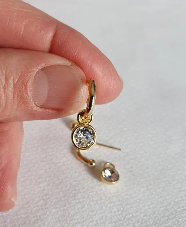 Pendientes ORO Y SWAROVSKIS. REGALO NAVIDAD.