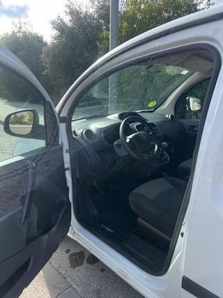 Servicio de transporte con furgoneta + descuento