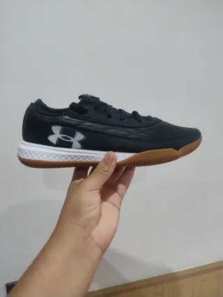 Zapatillas Under Armour Negras Marrones