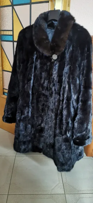 Chaquetón de piel negro