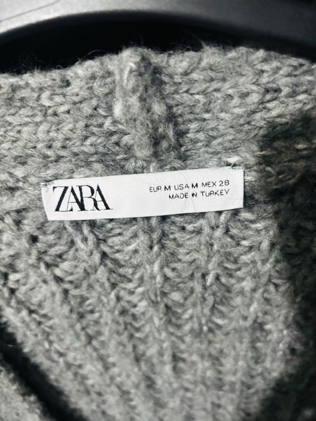 CárdiganZara Gris Tejido