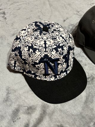 Lotto 2 Cappelli – New Era Brooklyn & NY Generico