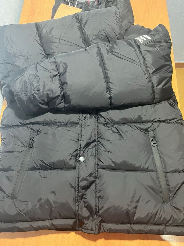 Abrigo Burberry Negro