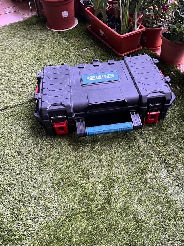 Caja de herramientas Erbauer
