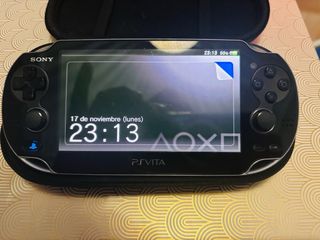 Sony PS Vita + FIFA 13 + Funda